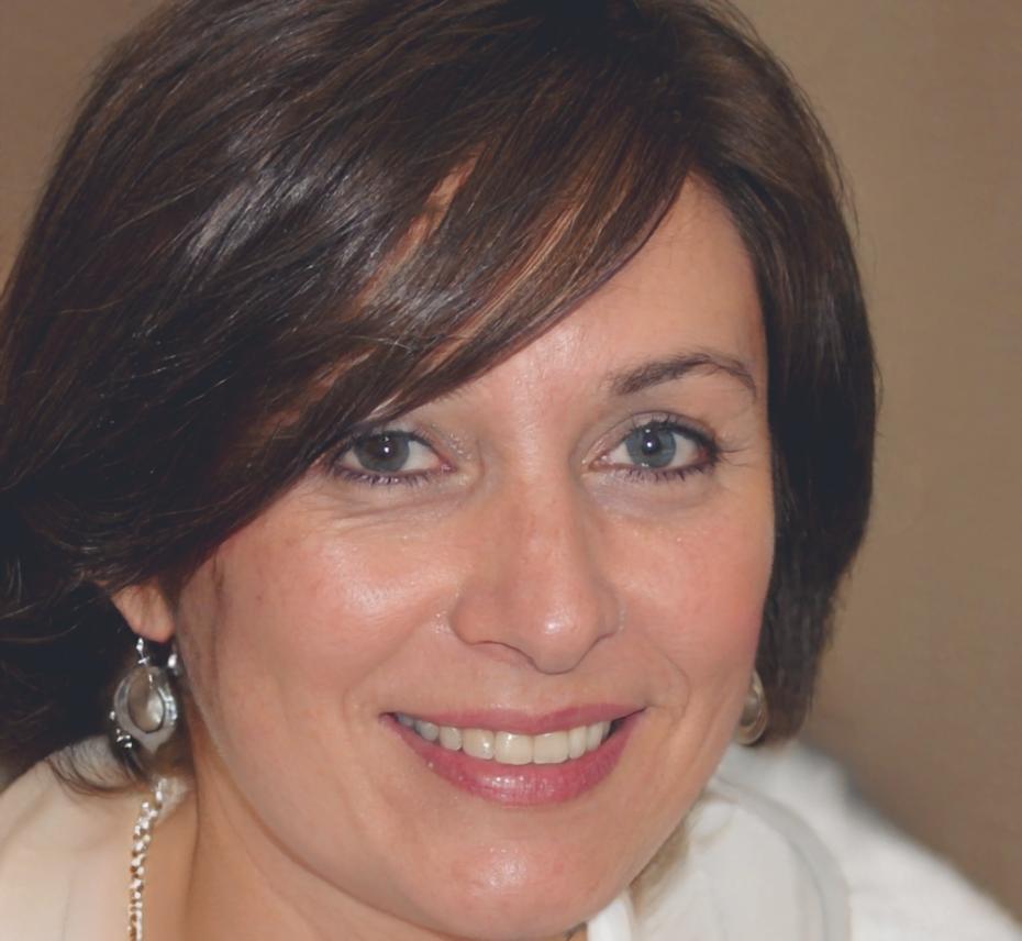 Portrait of Rhea Falworth, investment analyst